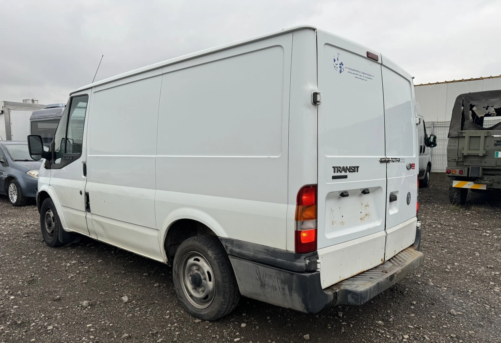 Ford Transit 2.2D С ХЛАДИЛНА ИЗОЛАЦИЯ - изображение 3