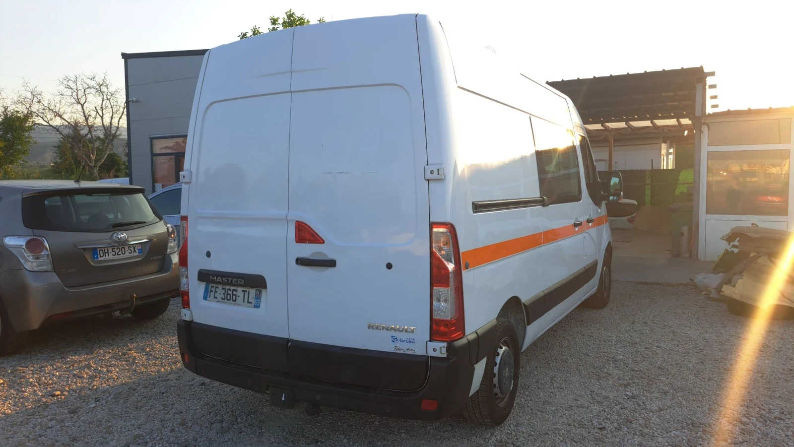 Renault Master 2.3dci  6+ 1 | Mobile.bg � ����������� 6