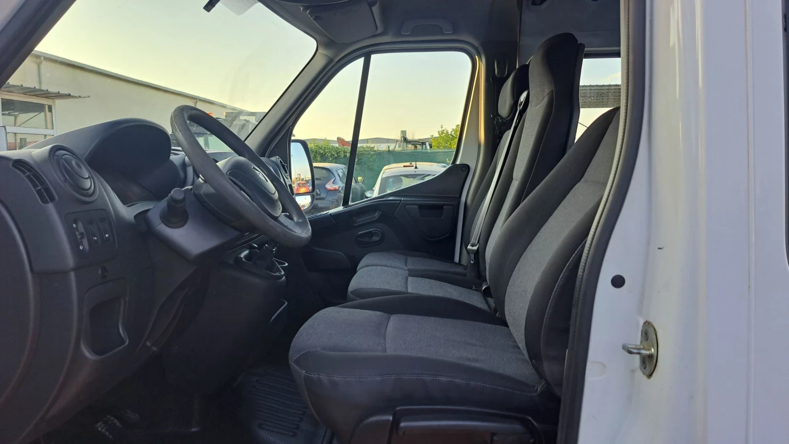Renault Master 2.3dci  6+ 1 | Mobile.bg � ����������� 11