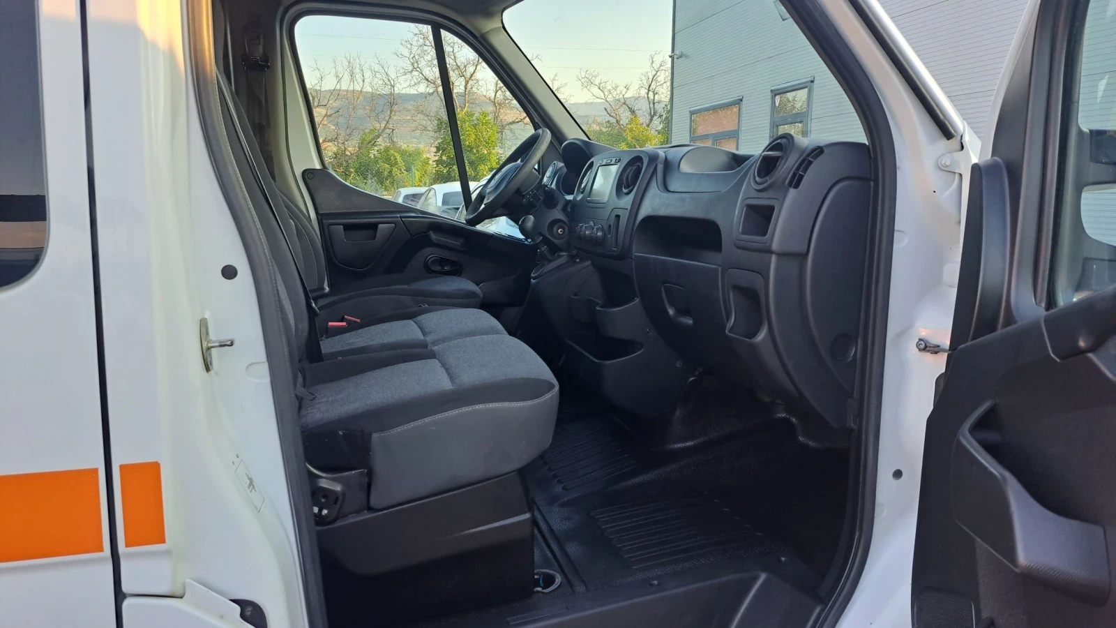 Renault Master 2.3dci  6+ 1 | Mobile.bg � ����������� 13