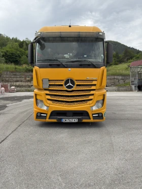 ����� �� �������� �� Mercedes-Benz Actros 2542