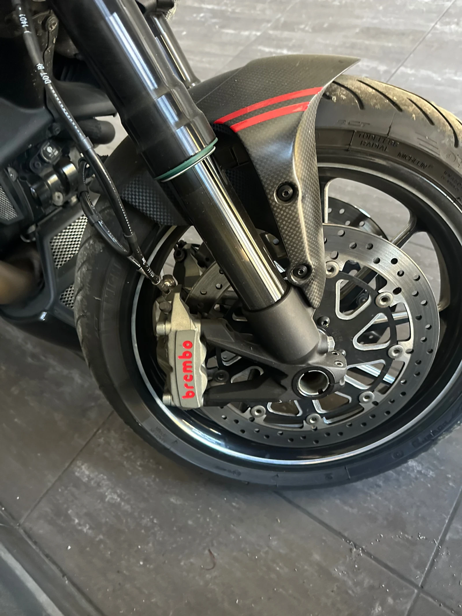 Ducati Diavel Ducati Diavel Carbon, снимка 6 - Мотоциклети и мототехника - 53955110