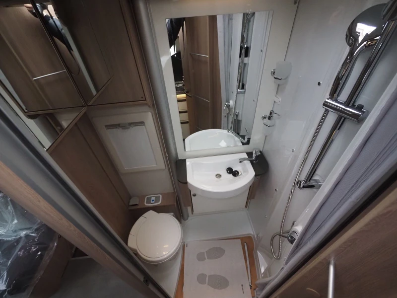 Кемпер Laika ECOVIP l 3019, снимка 9 - Каравани и кемпери - 52007648