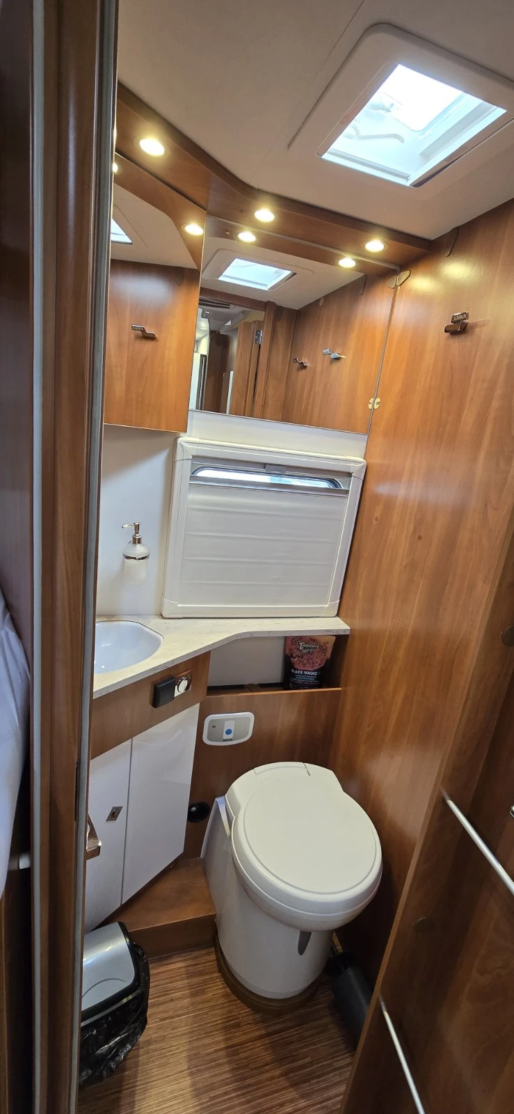  Laika Kosmo 509 Emblema | Mobile.bg   15