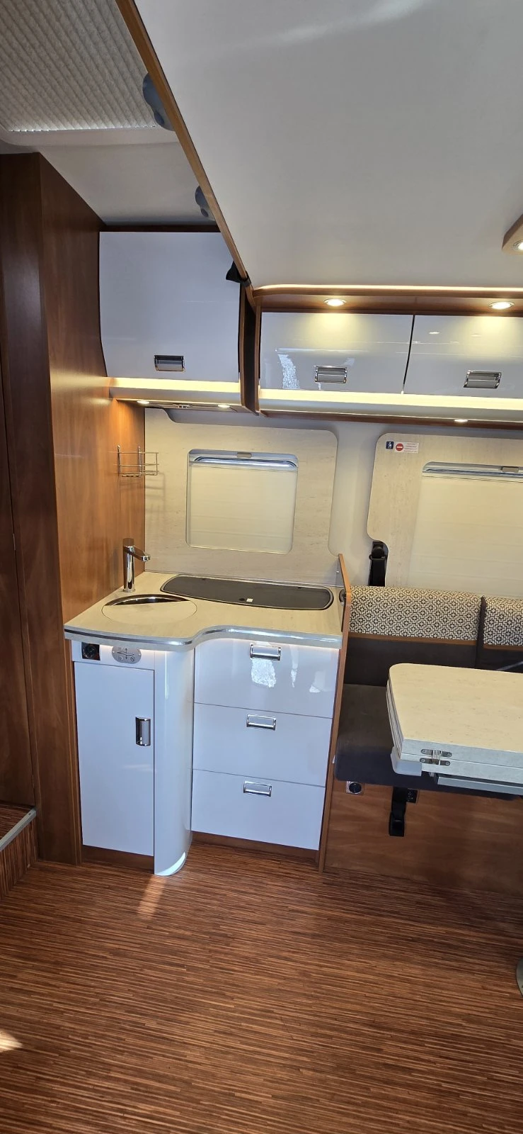 Кемпер Laika Kosmo 509 Emblema - изображение 8