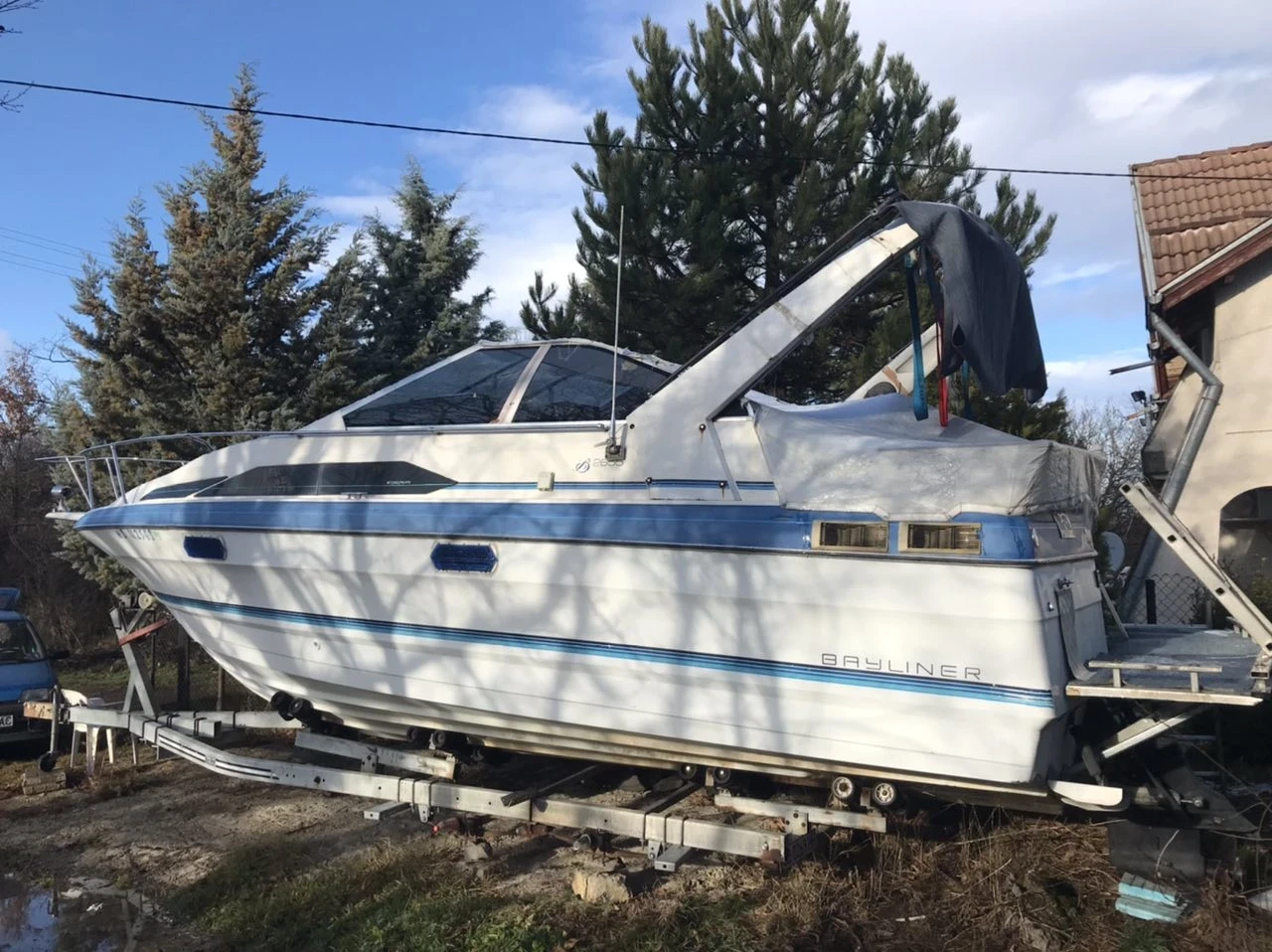 ������� ���� Bayliner Siera | Mobile.bg � ����������� 3