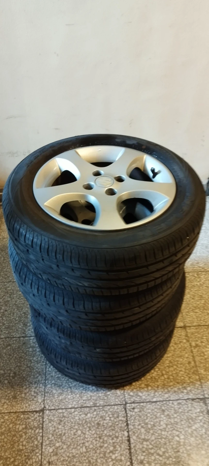 Гуми с джанти Nexen 180/60R15, снимка 3 - Гуми и джанти - 54484497
