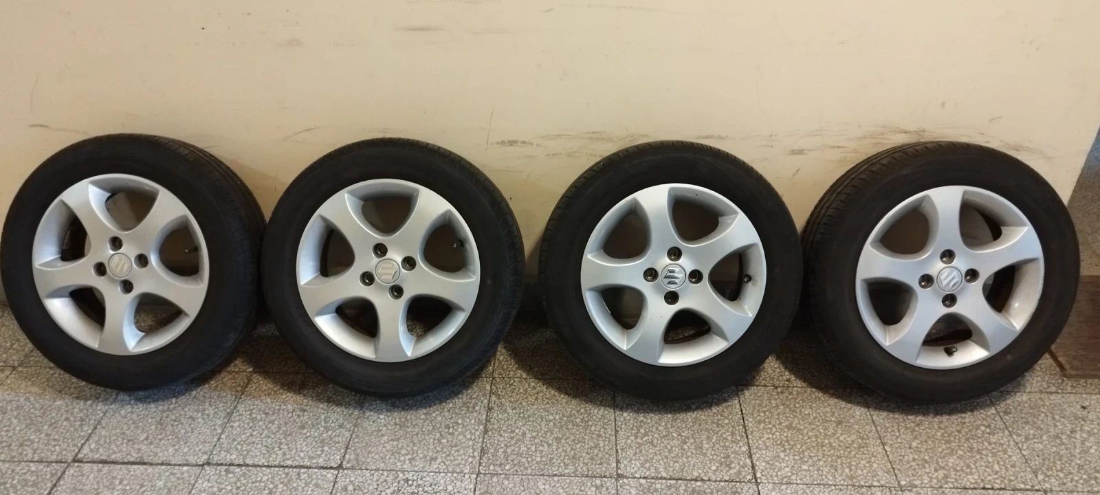 Гуми с джанти Nexen 180/60R15