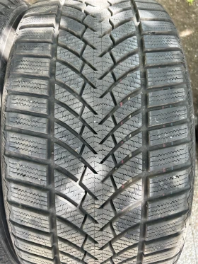 Гуми Зимни 255/40R19, снимка 6 - Гуми и джанти - 49188848