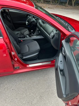 Mazda 3 2.2 SKYACTIVE/2015, снимка 10