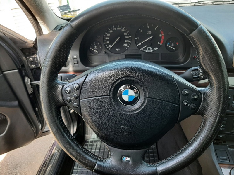 BMW 525, снимка 10 - Автомобили и джипове - 40182790