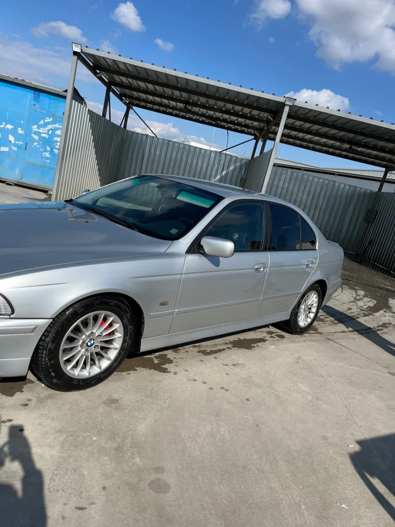 BMW 530, снимка 3 - Автомобили и джипове - 47321312