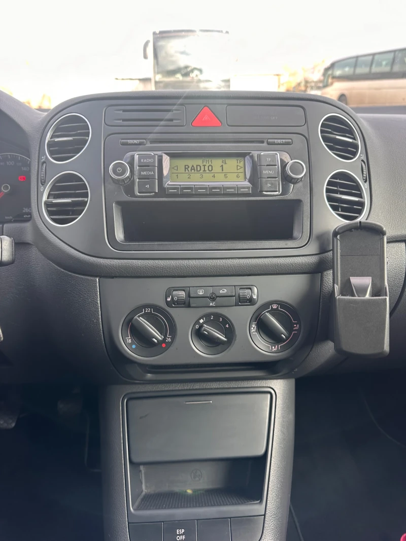 VW Golf Plus United 2.0 TDI, снимка 10 - Автомобили и джипове - 48138470