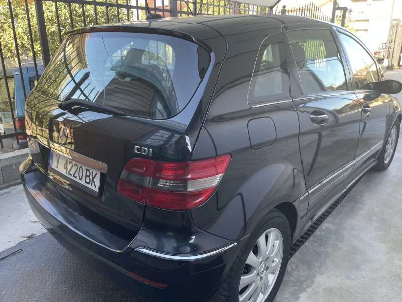 Mercedes-Benz B 180, снимка 3 - Автомобили и джипове - 48143721