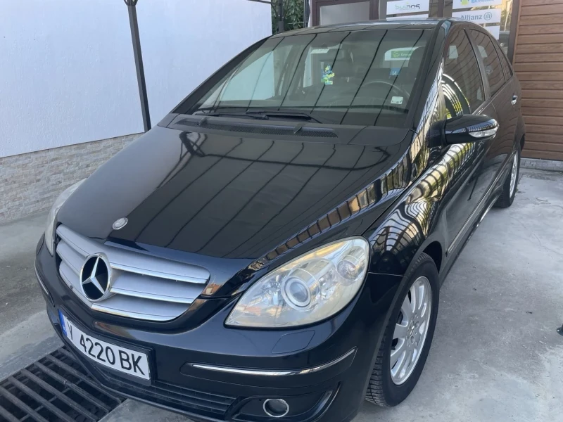 Mercedes-Benz B 180, снимка 1 - Автомобили и джипове - 48143721