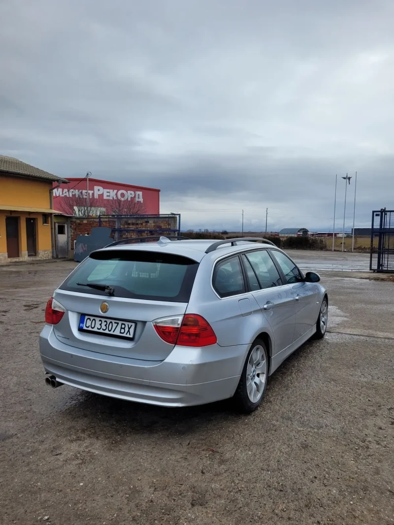 BMW 330 XD, снимка 4 - Автомобили и джипове - 48175316