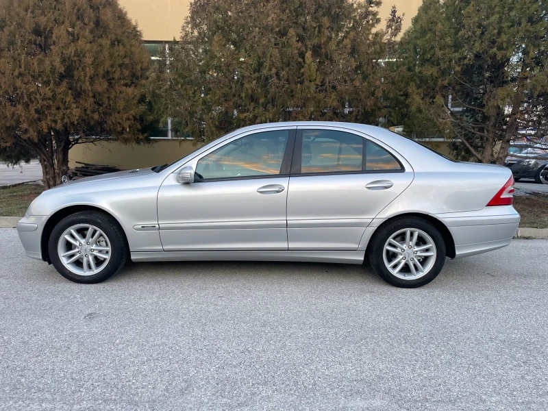 Mercedes-Benz C 180 1.8i КОМПРЕСОР 143к.с. FACE ГЕРМАНИЯ, снимка 2 - Автомобили и джипове - 48657356