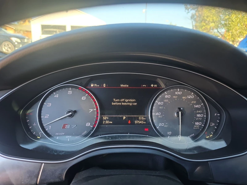 Audi S7 4.0T* Matrix* BOSE* Подгрев* Хедъп* 360* Дистроник, снимка 11 - Автомобили и джипове - 48713262