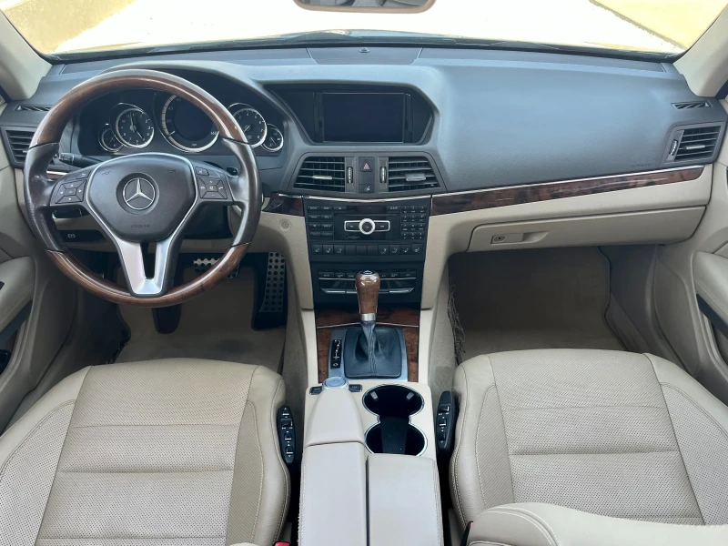 Mercedes-Benz E 350 Кабрио * Full - Екстри * Уникат, снимка 7 - Автомобили и джипове - 51349094