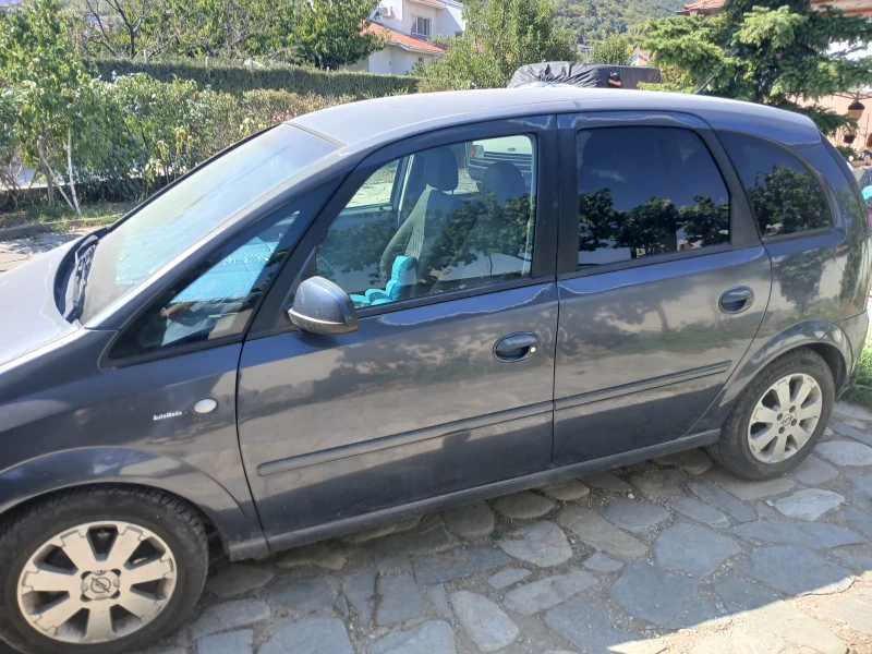 Opel Meriva, снимка 4 - Автомобили и джипове - 51641349