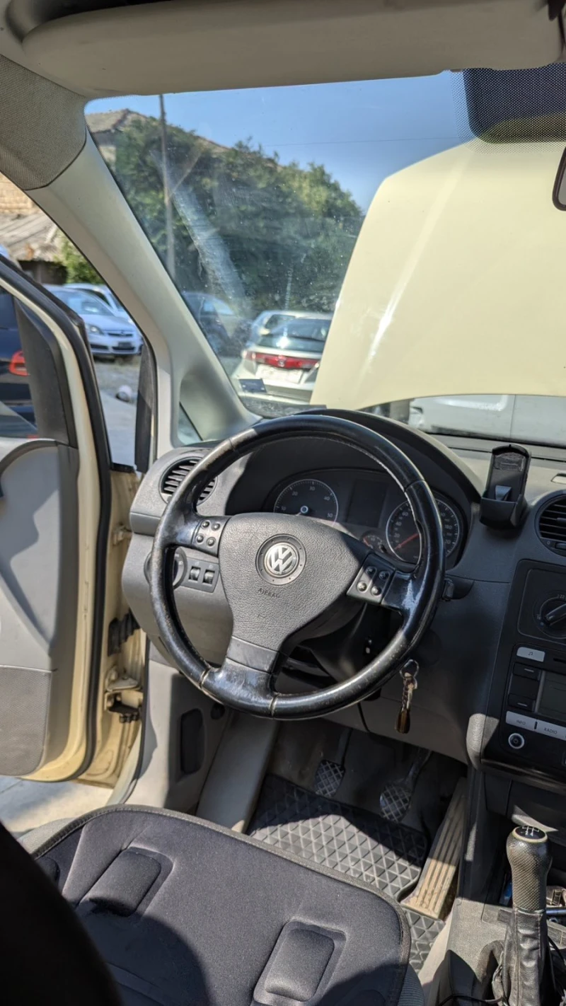 VW Caddy, снимка 5 - Автомобили и джипове - 52028746
