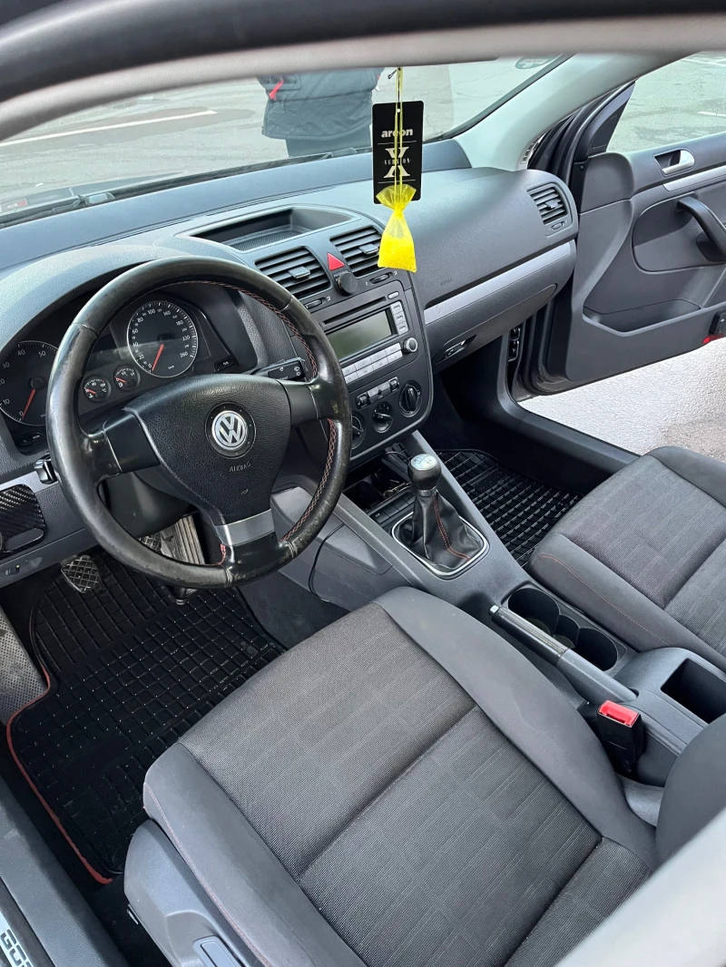 VW Golf GTI, снимка 4 - Автомобили и джипове - 52845970