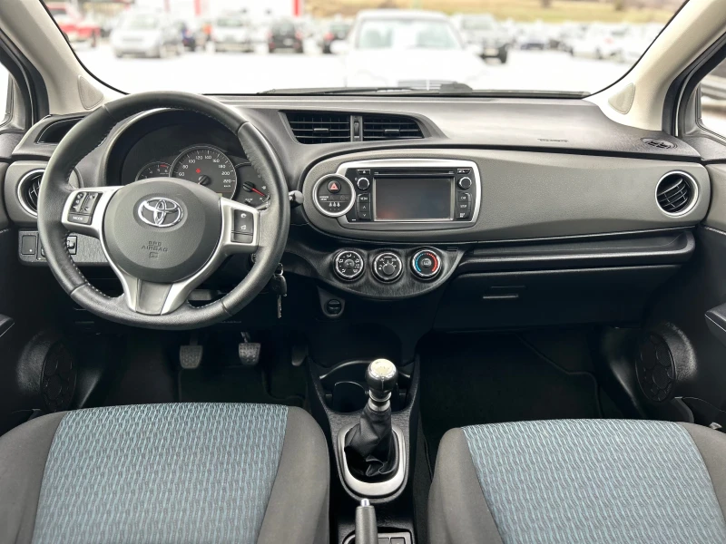 Toyota Yaris 1.4D D4D Навигация, Камера, 6 ск, снимка 9 - Автомобили и джипове - 52592008