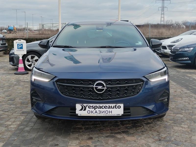 Opel Insignia 2.0CDTI/174к.с/Grand Sport, снимка 2 - Автомобили и джипове - 53122366