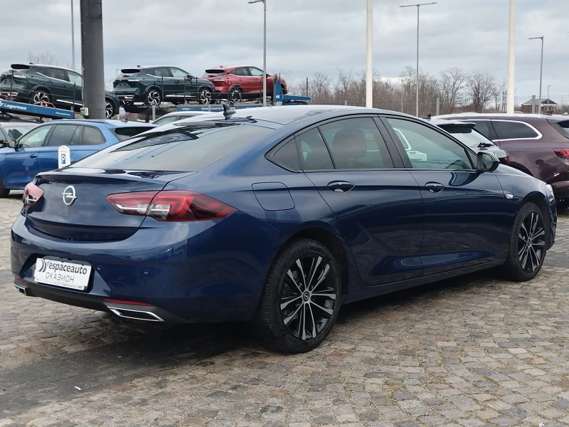 Opel Insignia 2.0CDTI/174к.с/Grand Sport, снимка 6 - Автомобили и джипове - 53122366