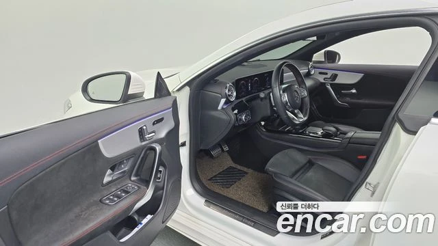 Mercedes-Benz CLA 250, снимка 10 - Автомобили и джипове - 56077666