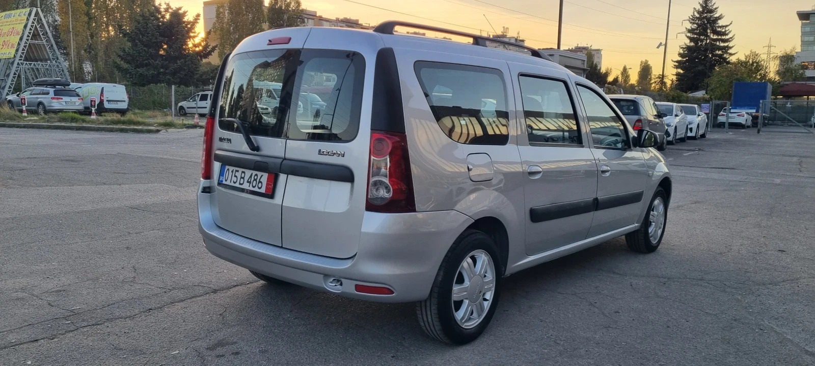 Dacia Logan 1.6i LPG 85k.c ITALIA EURO 5 - изображение 5