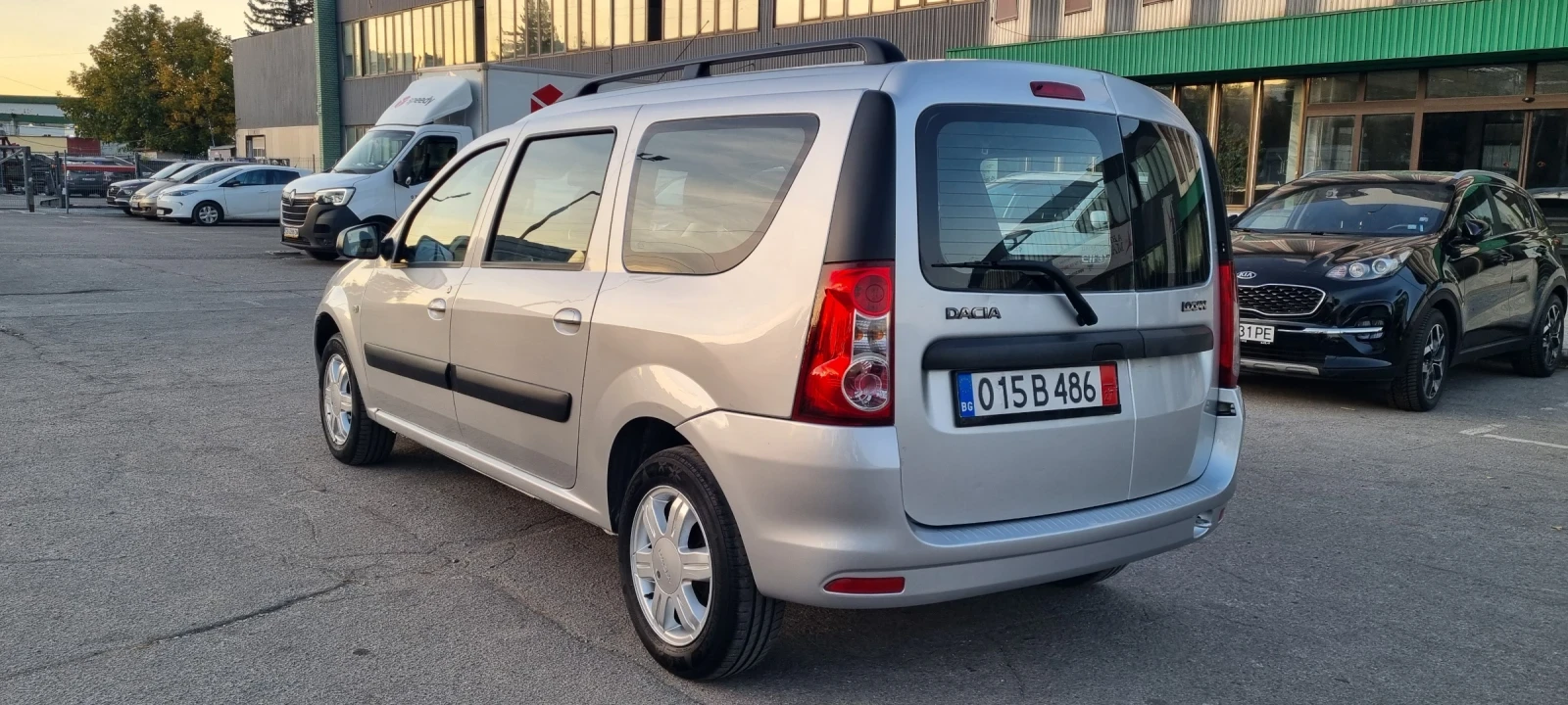 Dacia Logan 1.6i LPG 85k.c ITALIA EURO 5 - изображение 4