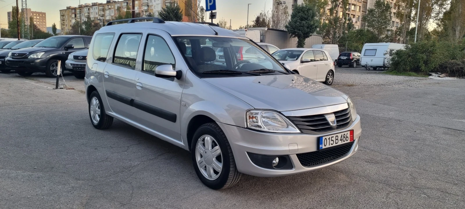 Dacia Logan 1.6i LPG 85k.c ITALIA EURO 5 - изображение 3