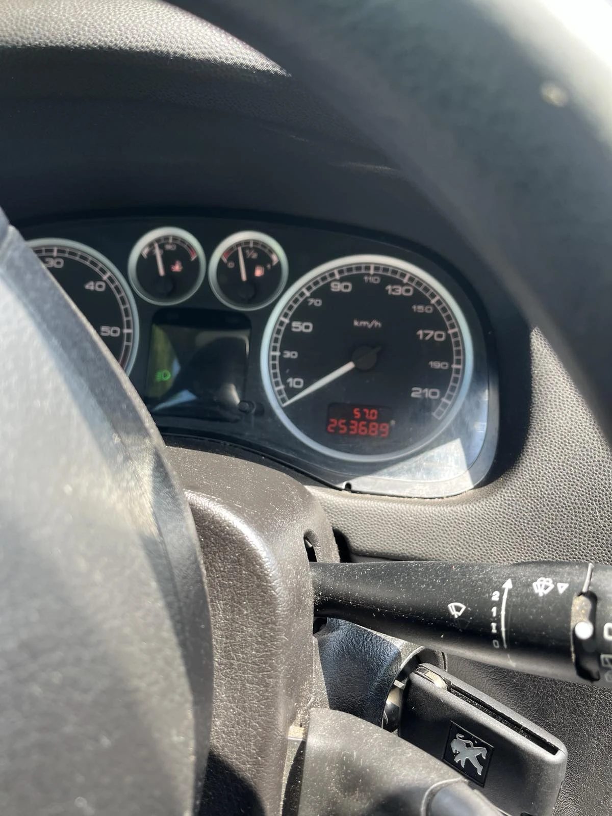Peugeot 307 HDI 1.6 - изображение 8