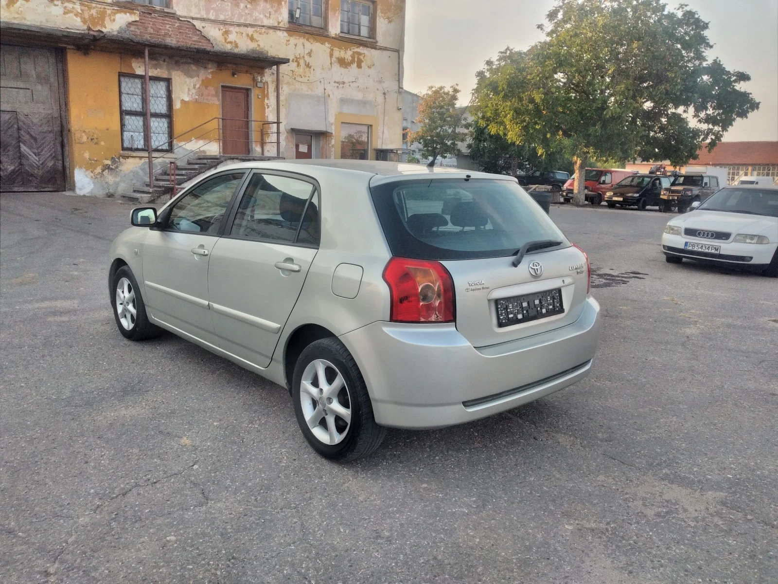 Toyota Corolla 2.0 D4D - изображение 4
