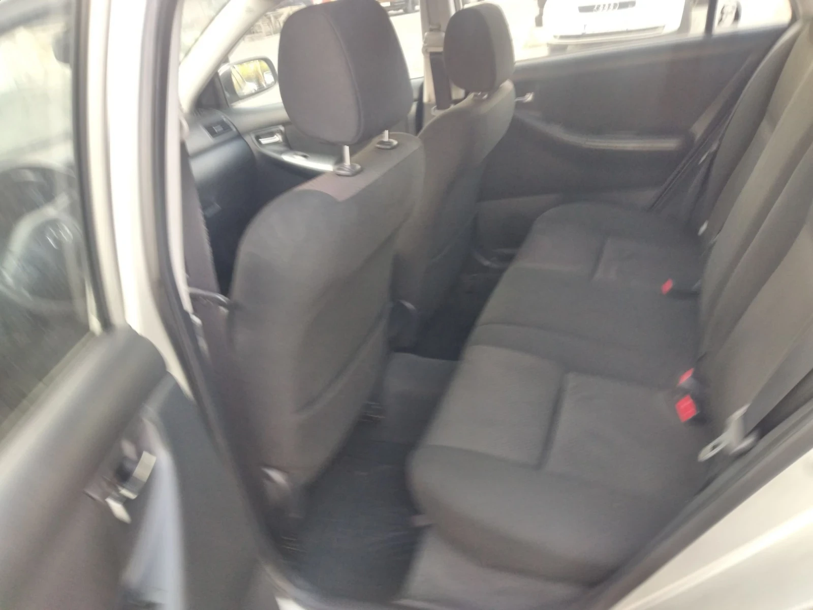 Toyota Corolla 2.0 D4D - изображение 6