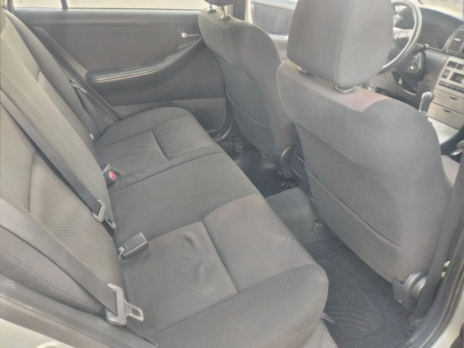 Toyota Corolla 2.0 D4D - изображение 7
