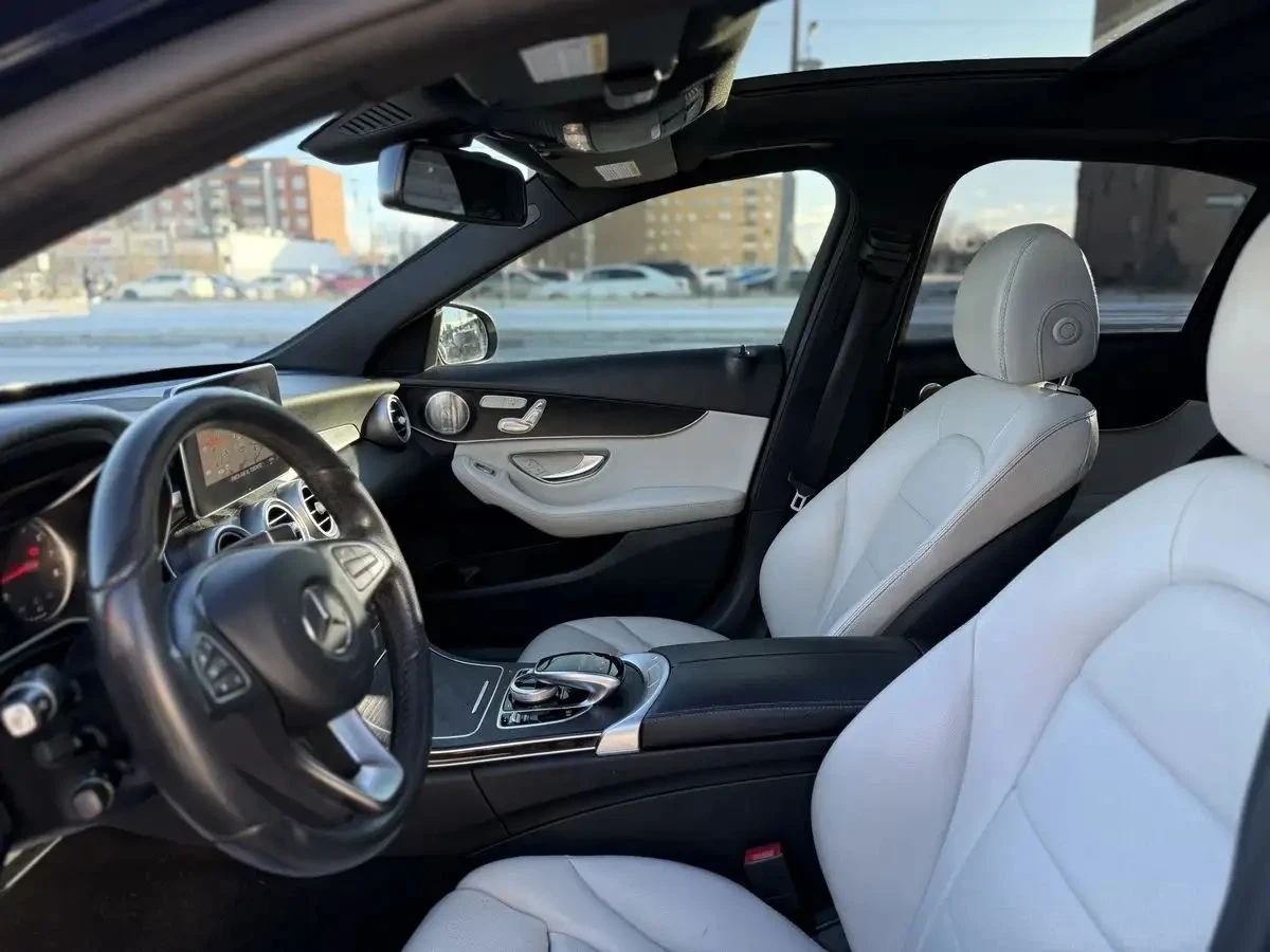 Mercedes-Benz C 300 AMG-pkg* Night-pkg* Burmester* Keyless* Camera* Am - изображение 7