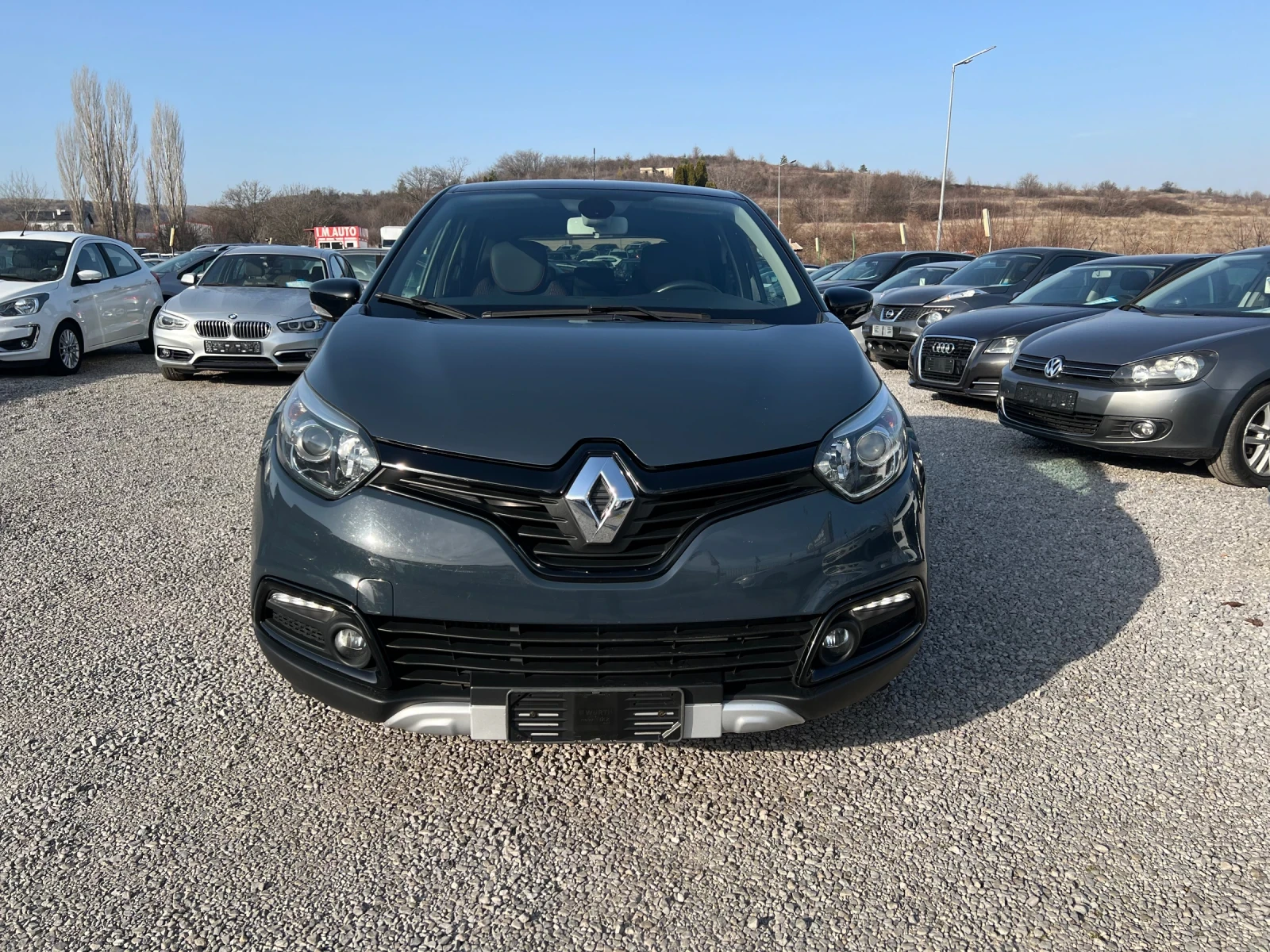 Renault Captur 1.5dci Hypnotic kamera, снимка 2 - Автомобили и джипове - 53703401