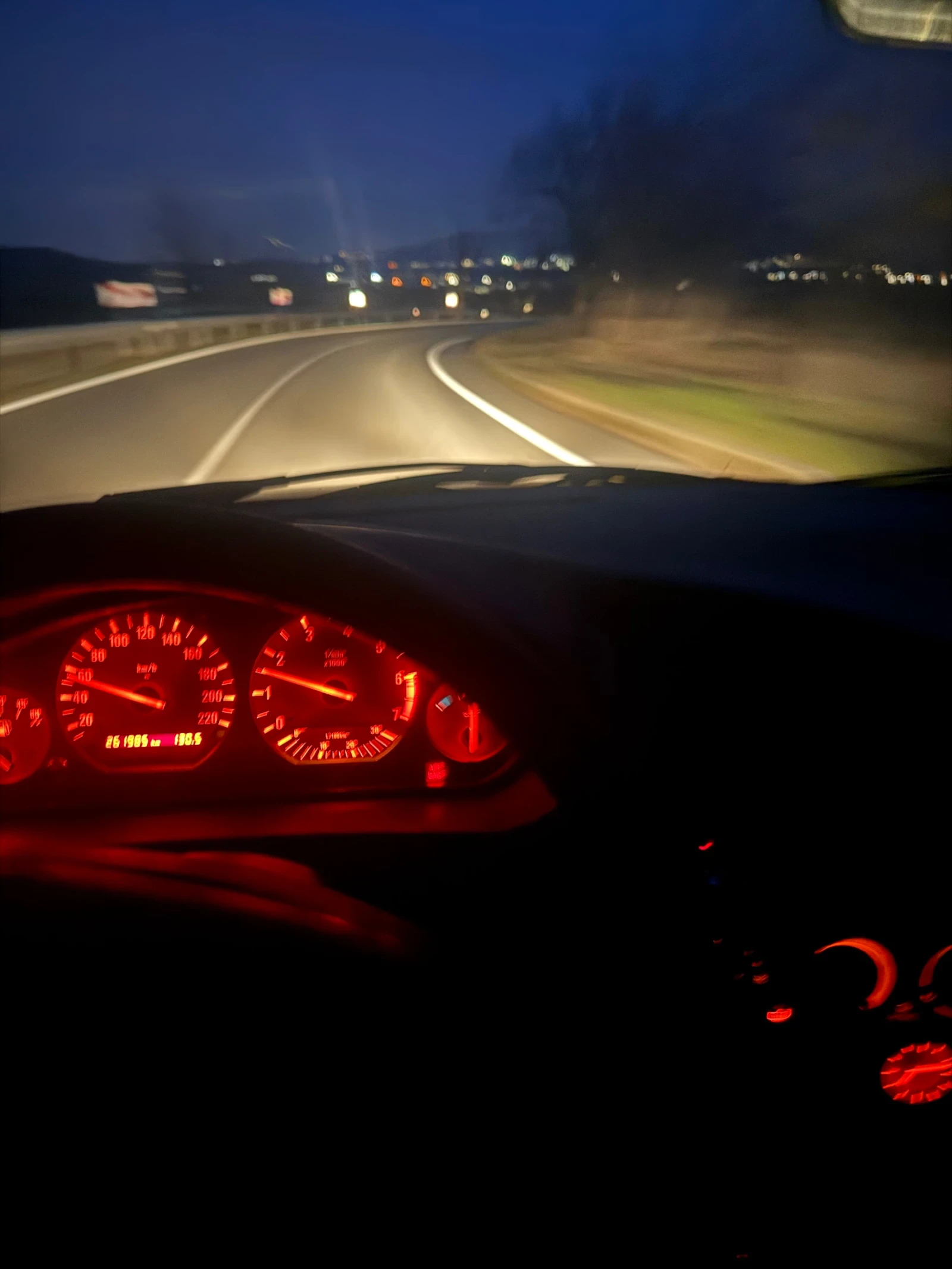 BMW 318 115, снимка 10 - Автомобили и джипове - 53963468