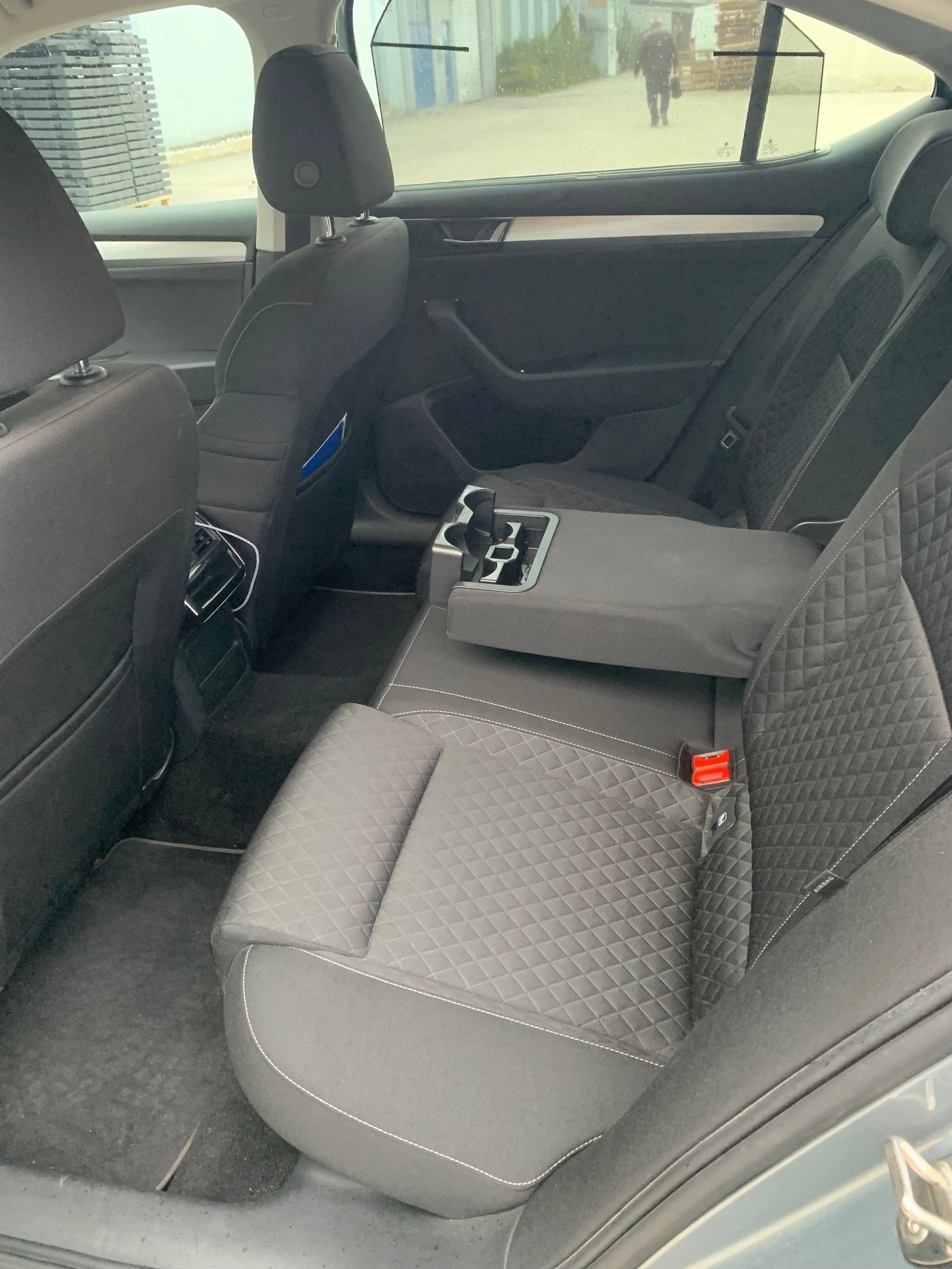 Skoda Superb AMB TS110 1.5A7F, снимка 10 - Автомобили и джипове - 53992331