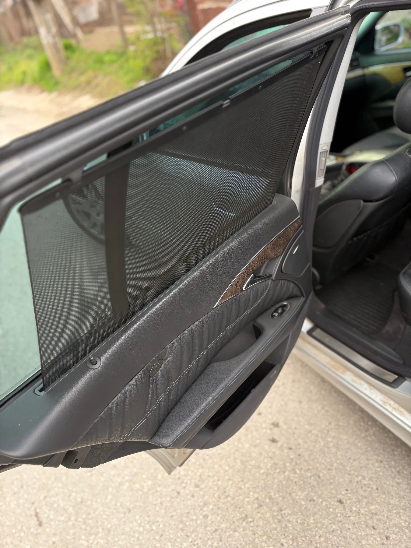 Mercedes-Benz E 320, снимка 11 - Автомобили и джипове - 54206218