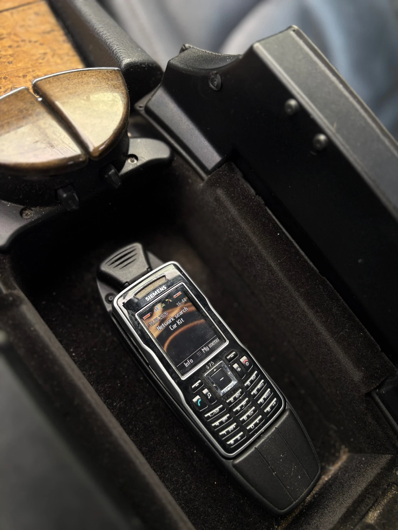 Mercedes-Benz E 320, снимка 8 - Автомобили и джипове - 54206218