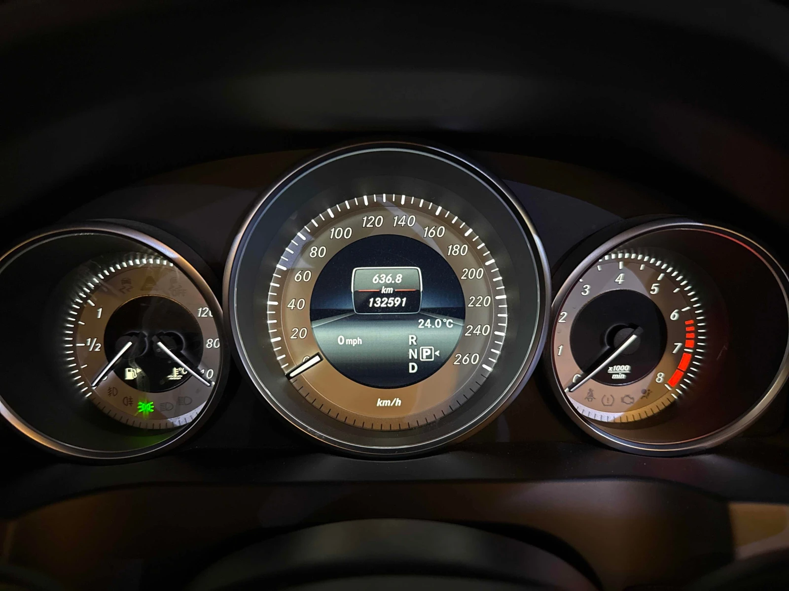 Mercedes-Benz E 400 * CARFAX * ���� �� �� | Mobile.bg � ����������� 8