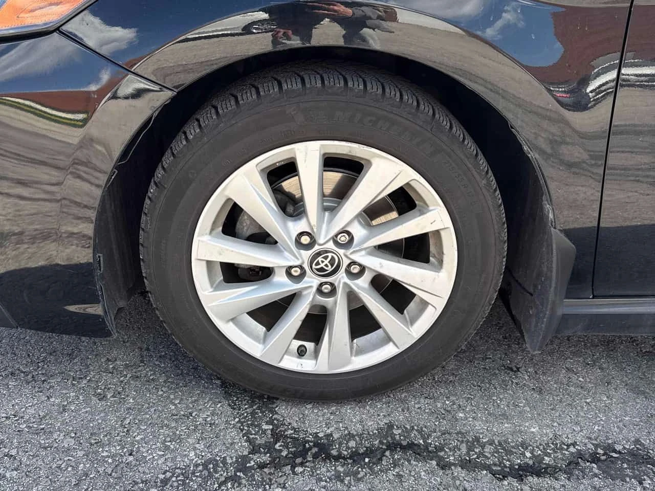 Toyota Camry * SE * ДВА ЧИФТА ГУМИ* , снимка 6 - Автомобили и джипове - 54608712