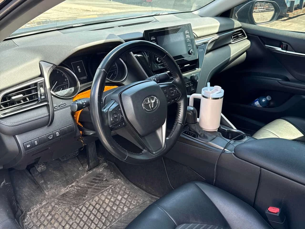 Toyota Camry * SE * ДВА ЧИФТА ГУМИ* , снимка 7 - Автомобили и джипове - 54608712