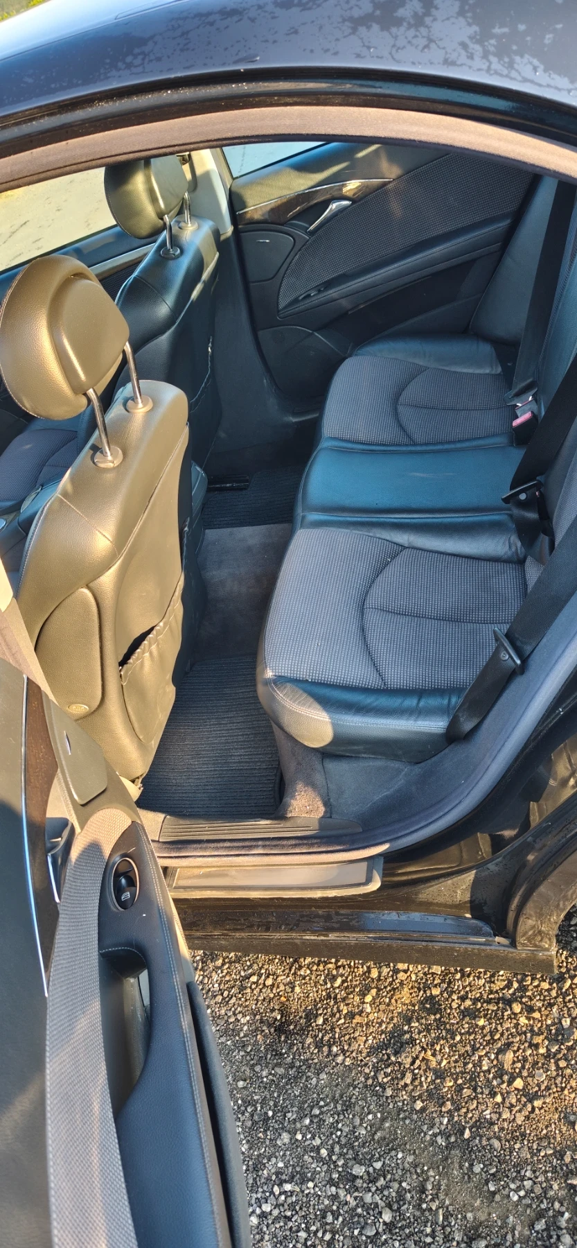 Mercedes-Benz E 320, снимка 6 - Автомобили и джипове - 55195082