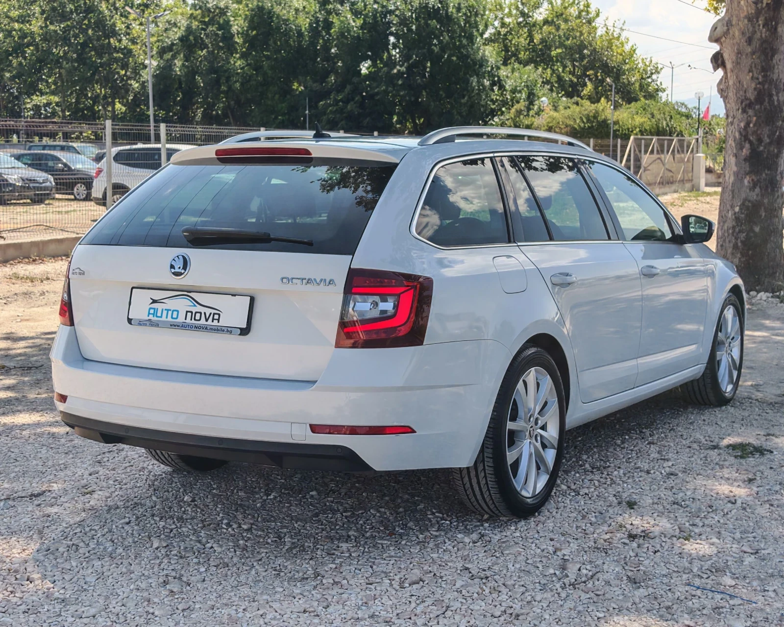 Skoda Octavia 1.6 ����� 116 �.�. ���������! ����! ������! | Mobile.bg � ����������� 7