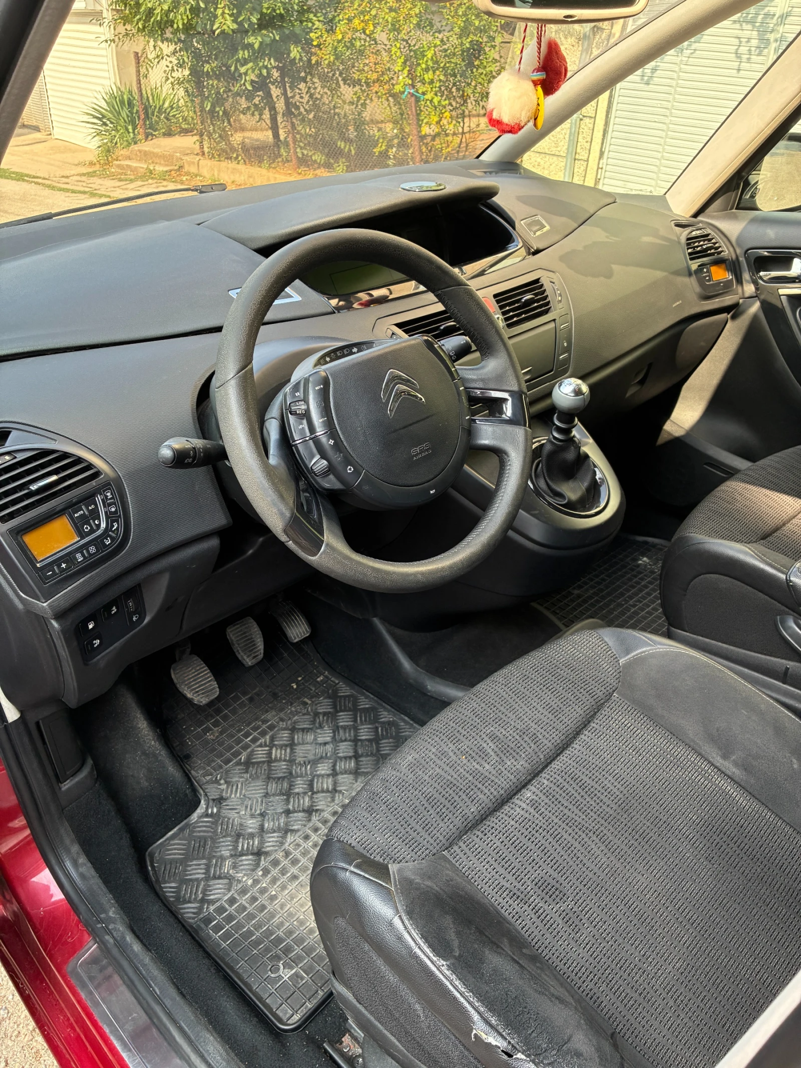 Citroen C4 Picasso, снимка 9 - Автомобили и джипове - 55780581