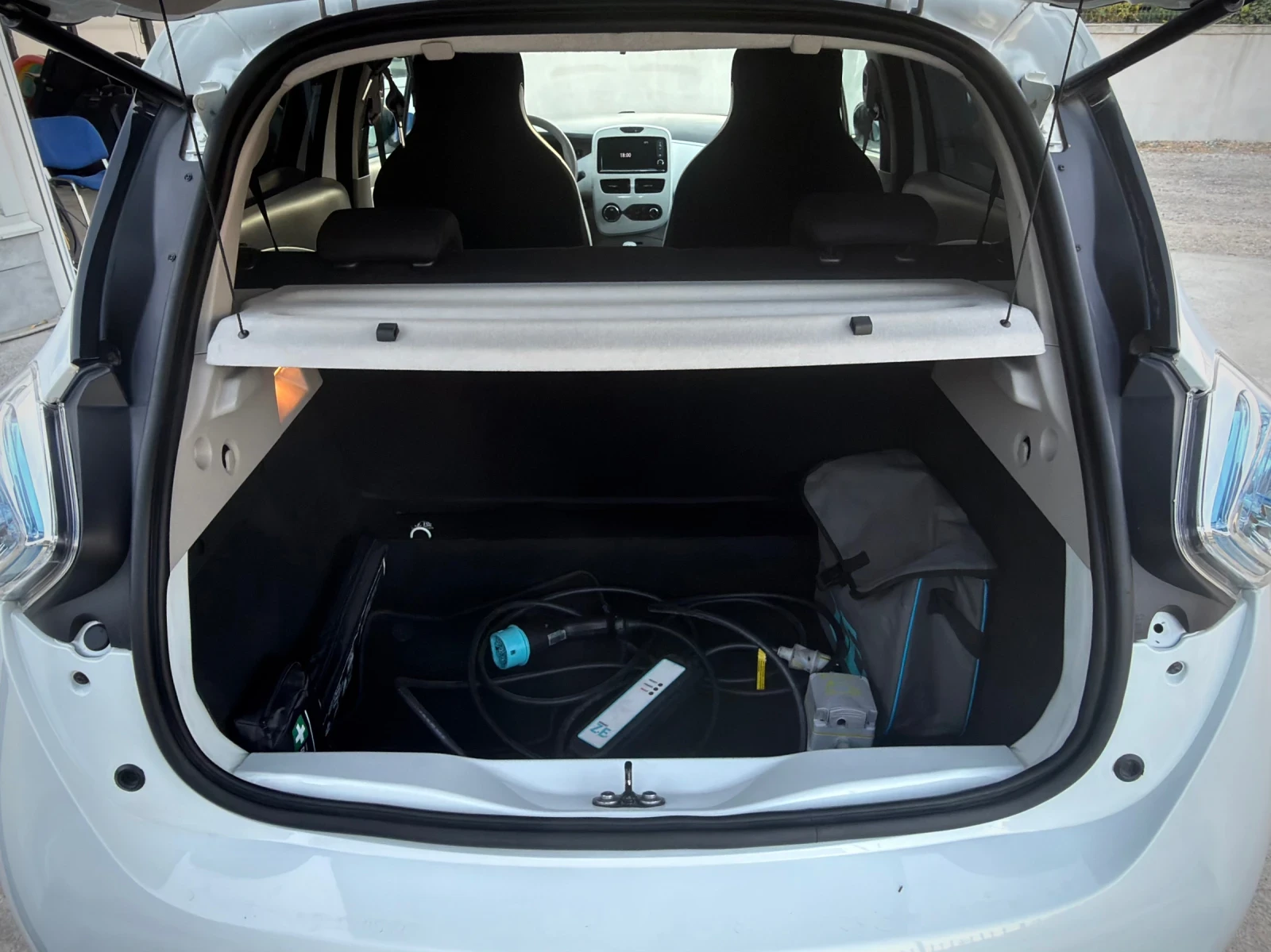 Renault Zoe 23kwh* ��������� �������* ������������ | Mobile.bg � ����������� 14